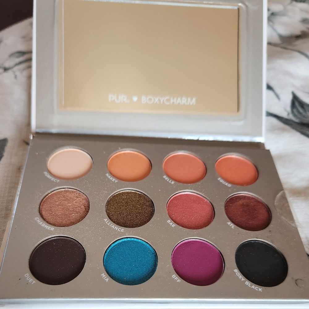 Pur X Boxycharm - Eyeshadow Palette - BNIB